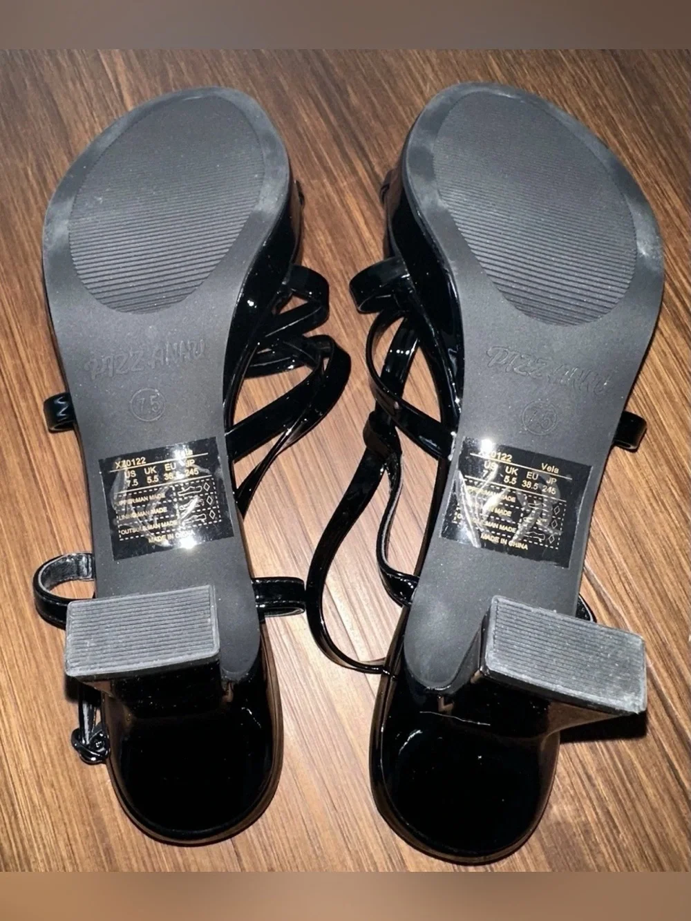 PIZZ ANNU Vola Black Patent Strappy Block Heel Sandals - Women’s 7.5 US NEW